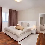Luxury Beachfront Trogir: Oceanside Retreat With Pool & Gym Villa Trogir
