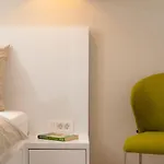 Luxury Beachfront Trogir: Oceanside Retreat With Pool & Gym * Trogir