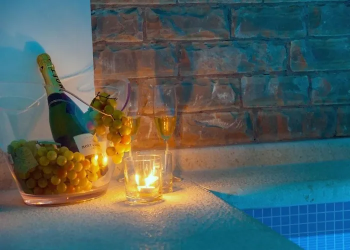 Luxury Beachfront 1 With Private Pool, Jacuzzi And Gym At The On Ciovo - Okrug Gornji * Трогір