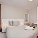 빌라 Luxury Beachfront Villa Trogir 1 On Ciovo With 2 Pools