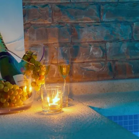 Luxury Beachfront 1 With Private Pool, Jacuzzi And Gym At The On Ciovo - Okrug Gornji * Τρογκίρ