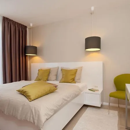 Luxury Beachfront 1 With Private Pool, Jacuzzi And Gym At The On Ciovo - Okrug Gornji * Τρογκίρ