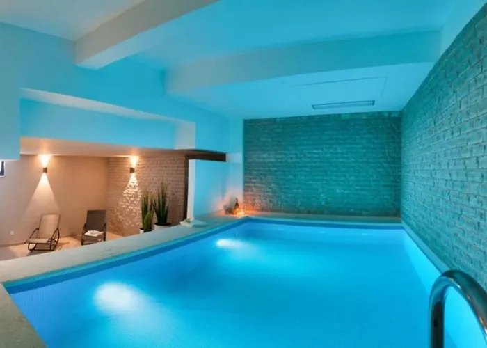 Luxury Beachfront 1 With Private Pool, Jacuzzi And Gym At The On Ciovo - Okrug Gornji *