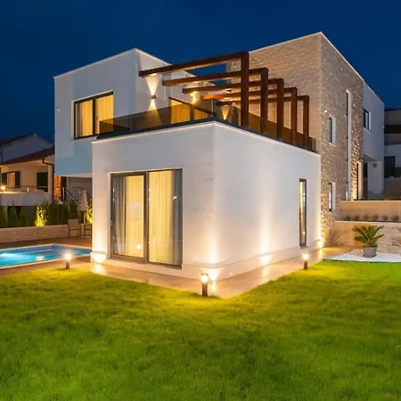 Villa Luxury Beachfront Villa Trogir 1 On Ciovo With 2 Pools Trogir