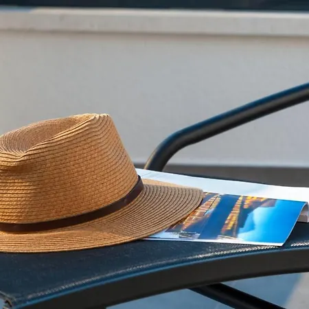 Luxury Beachfront 1 With Private Pool, Jacuzzi And Gym At The On Ciovo - Okrug Gornji